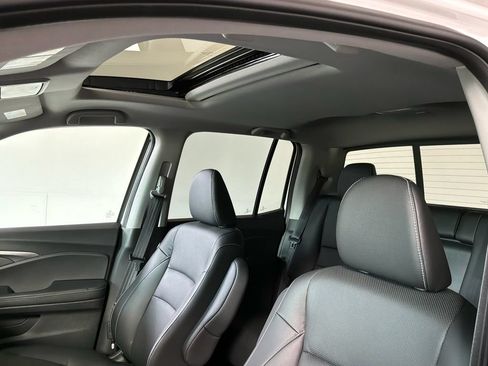 Used 2023 Honda Ridgeline RTL-E image 32
