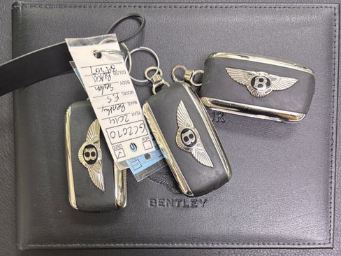 Used 2014 Bentley Flying Spur W12 image 45