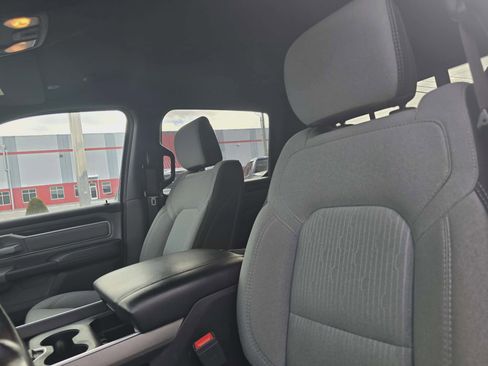 Used 2021 RAM 1500 Big Horn image 12