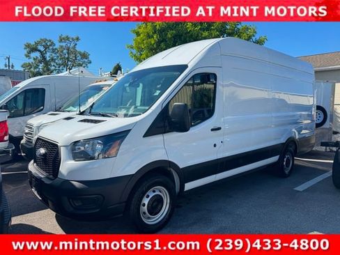 Used 2022 Ford Transit 250 148 High Roof Extended image 10