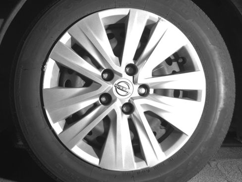 Used 2025 Nissan Sentra S FWD image 15