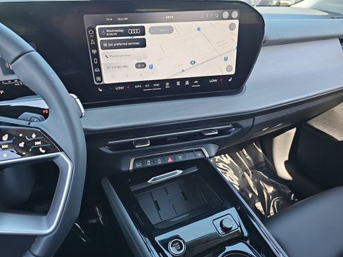 New 2026 Audi Q3 quattro 2.0T AWD/4WD image 21