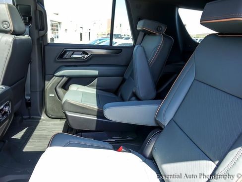 New 2026 GMC Yukon AT4 w/ AT4 Premium Package AWD/4WD image 14