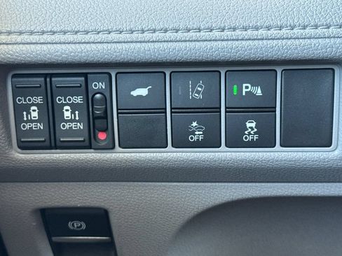 Used 2019 Honda Odyssey Elite image 35
