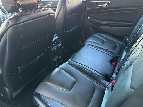 Used 2018 Ford Edge Titanium w/ Equipment Group 302A image 11
