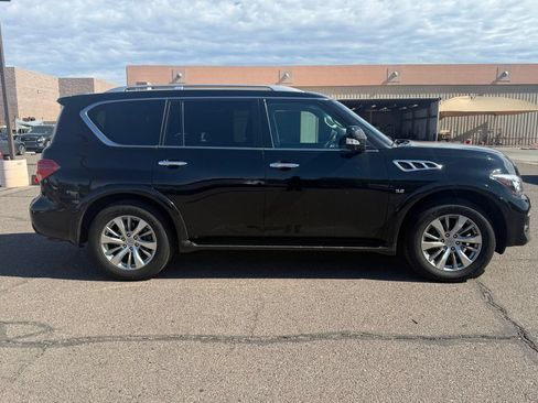 Used 2017 INFINITI QX80 2WD image 4