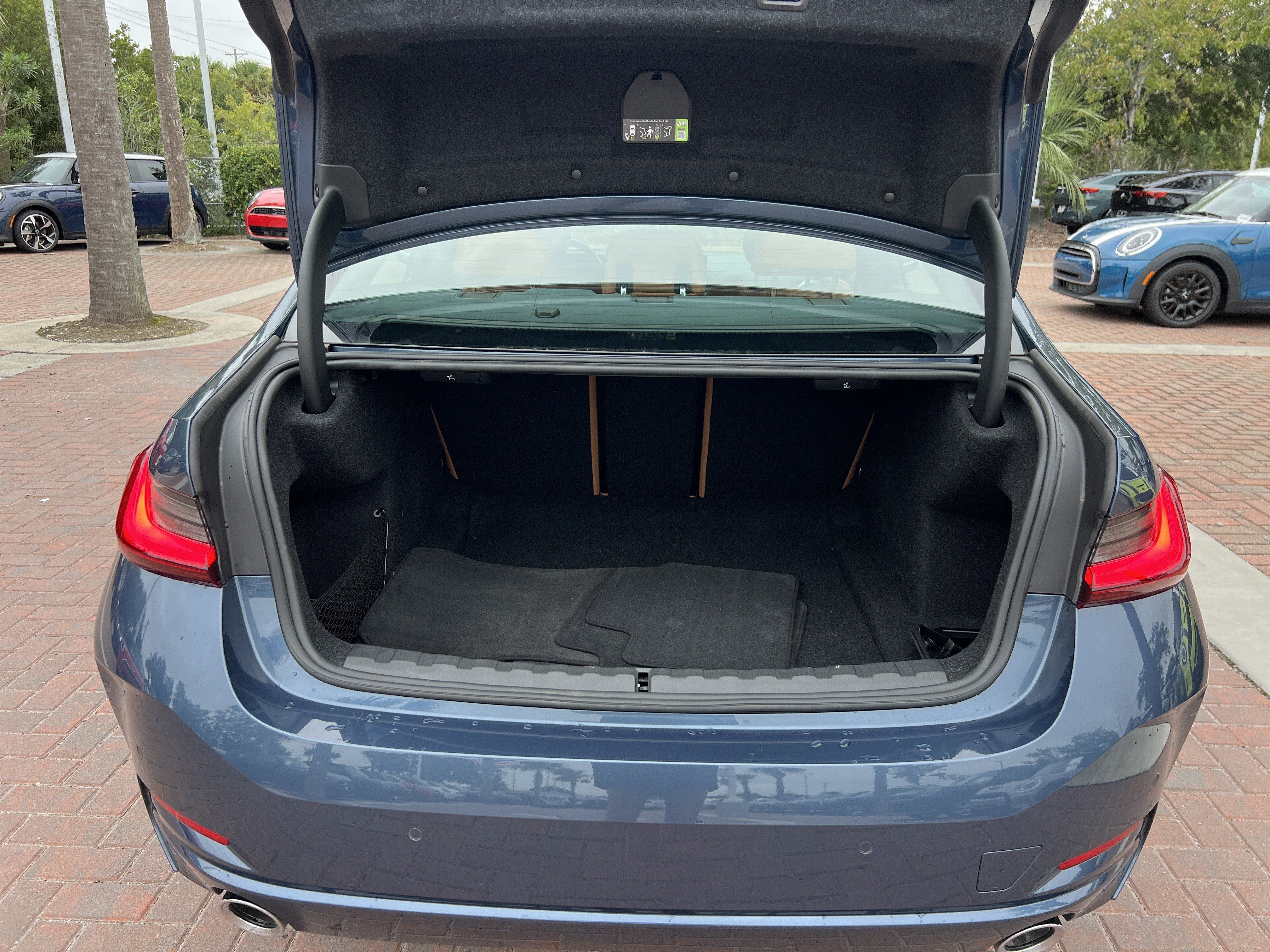 Certified 2026 BMW 330i Sedan RWD image 32