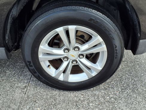Used 2017 Chevrolet Equinox LS FWD image 25