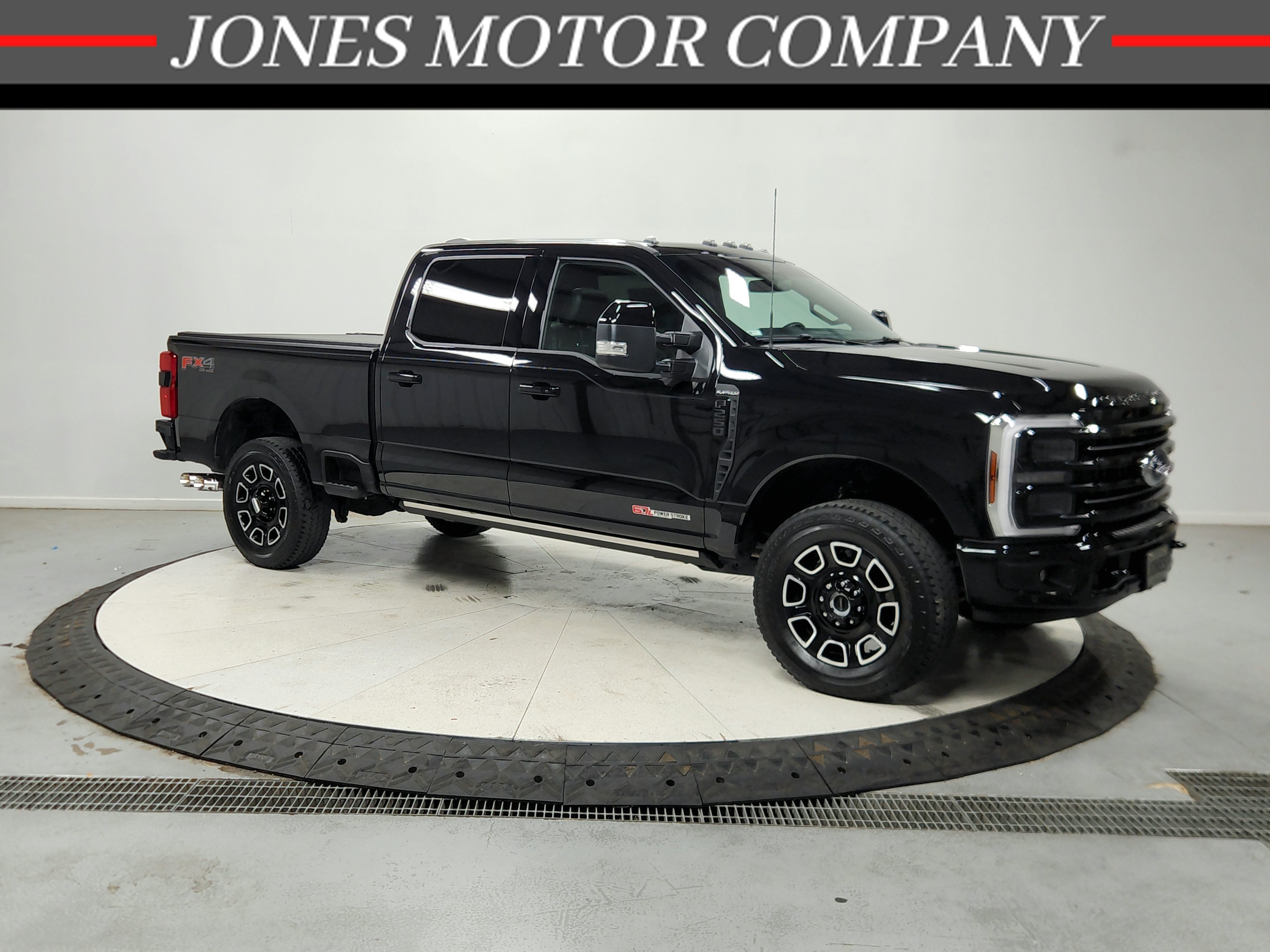 Used 2026 Ford F250 Platinum AWD/4WD image 1