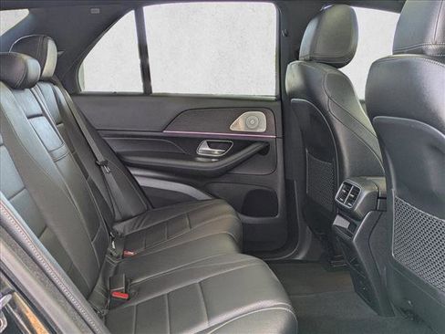 Used 2022 Mercedes-Benz GLE 350 4MATIC w/ Premium Package image 26