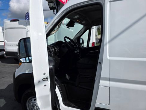 Used 2023 RAM ProMaster 3500 FWD image 13