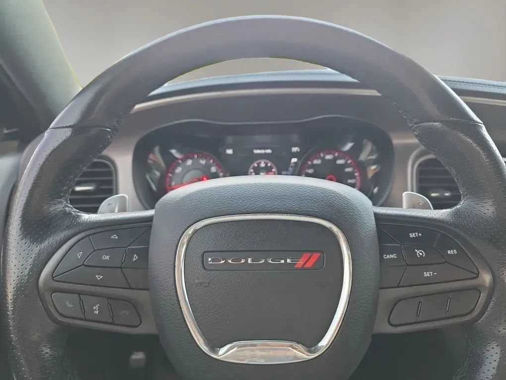 Used 2021 Dodge Charger R/T w/ Plus Group RWD image 18