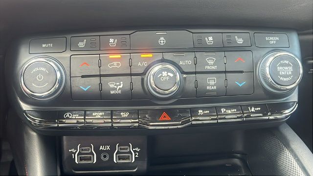 Used 2025 Dodge Durango GT AWD/4WD image 36