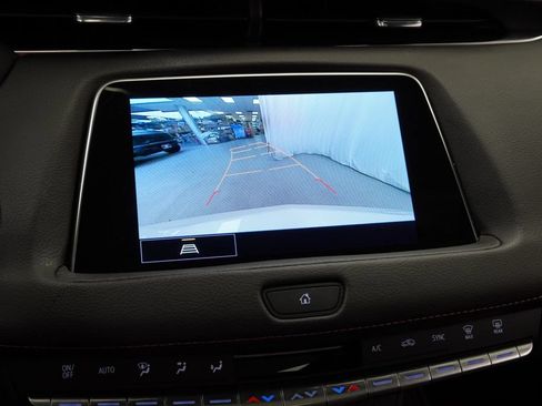 Used 2023 Cadillac XT4 Sport w/ Cold Weather Package AWD/4WD image 20