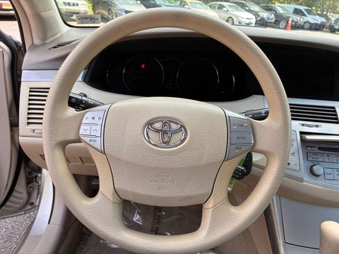 Used 2005 Toyota Avalon XL FWD image 18