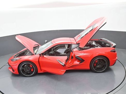 Used 2020 Chevrolet Corvette Stingray Preferred Cpe w/ 2LT Preferred Equipment Group RWD image 61