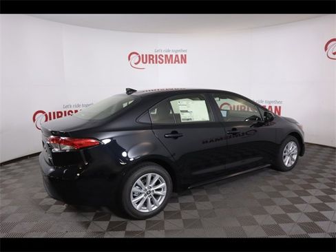 Used 2026 Toyota Corolla LE w/ LE Premium Package image 13