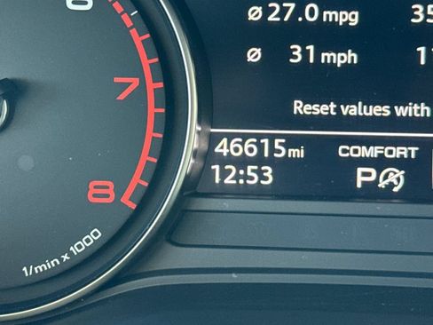Used 2021 Audi A4 2.0T Premium AWD/4WD image 23