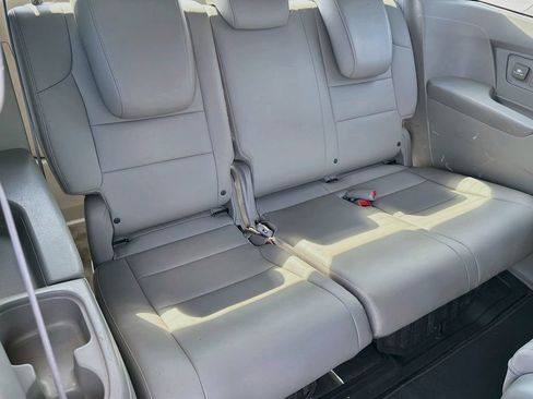 Used 2017 Honda Odyssey EX-L image 32