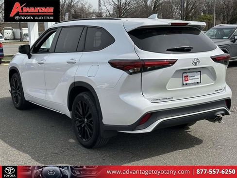 Used 2024 Toyota Highlander XSE image 10
