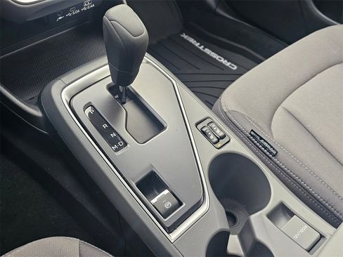 Used 2025 Subaru Crosstrek 2.0i Premium image 34