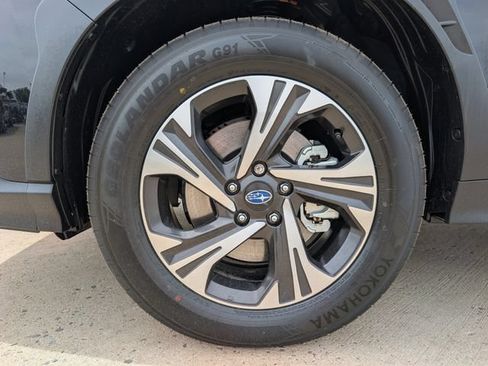 Certified 2026 Subaru Crosstrek 2.5i Premium AWD/4WD image 13