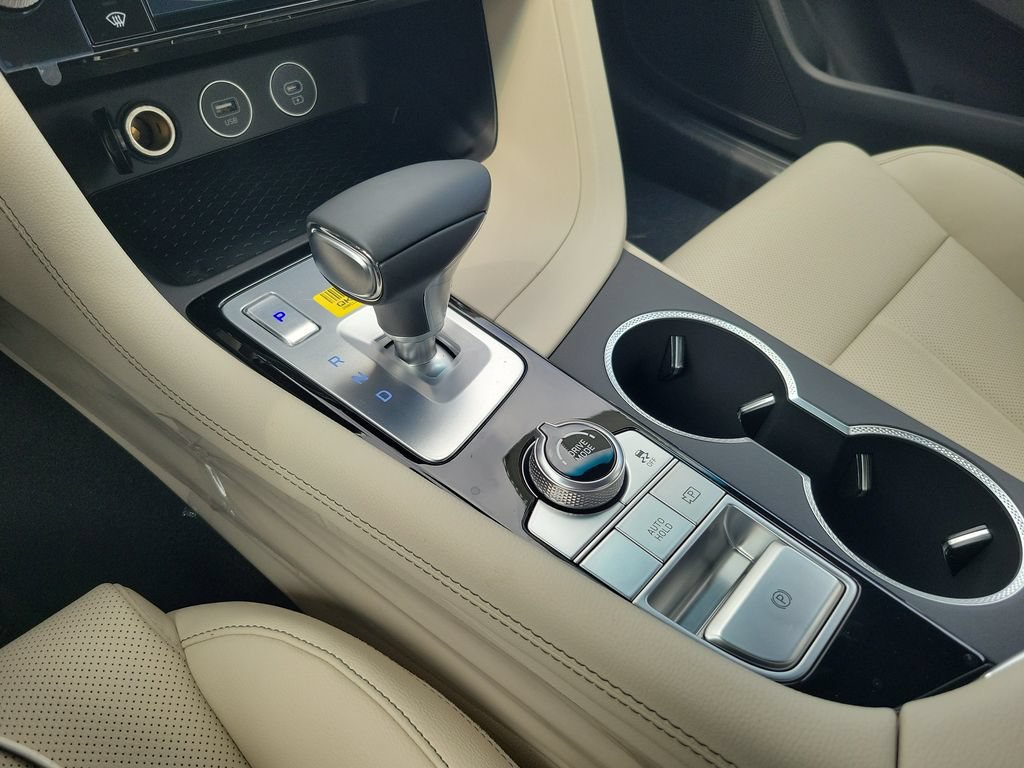 New 2026 Genesis G70 2.5T RWD image 9