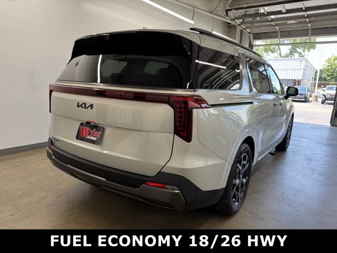 New 2026 Kia Carnival SX Prestige image 3
