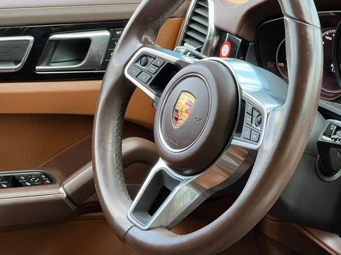 Certified 2023 Porsche Cayenne GTS AWD/4WD image 35