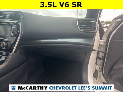 Used 2023 Nissan Maxima SR w/ Sport Mat Group image 21