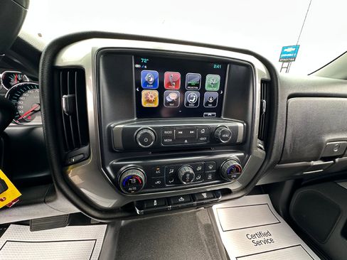 Used 2018 Chevrolet Silverado 2500 LT image 18