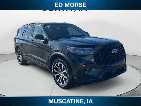 Used 2025 Ford Explorer ST-Line AWD/4WD image 7