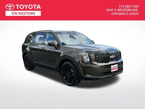 Used 2022 Kia Telluride EX w/ EX Premium Package image 9