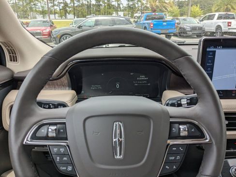 Certified 2023 Lincoln Nautilus Reserve w/ Equipment Group 201A image 29