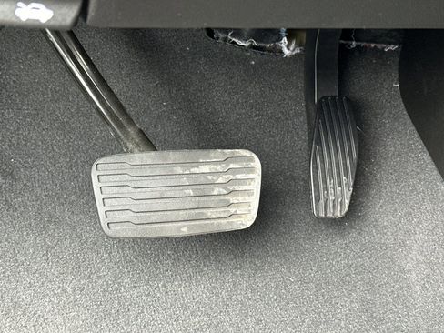 Used 2024 Chevrolet Tahoe LT image 43