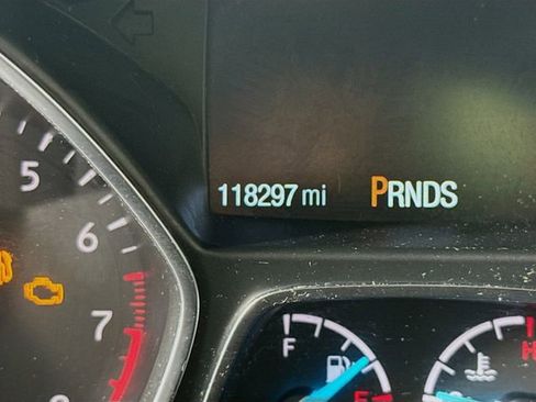 Used 2018 Ford Escape SE w/ SE Sync 3 Package image 12