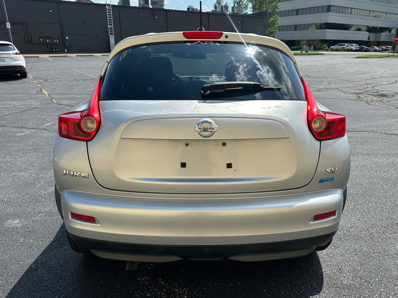 Used 2013 Nissan Juke SV FWD image 4