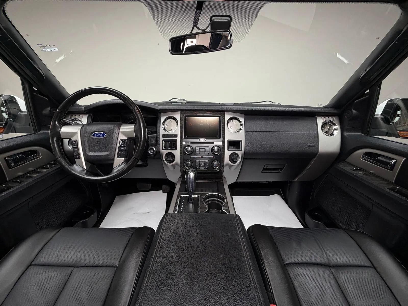 Used 2017 Ford Expedition EL Limited RWD image 26