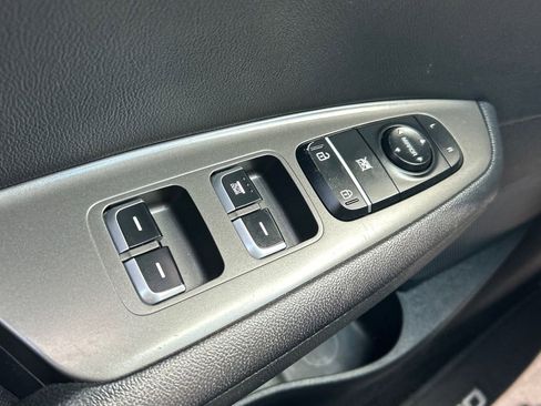 Used 2020 Kia Optima LX image 33