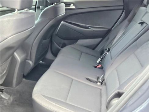 Used 2019 Hyundai Tucson SE AWD/4WD image 17