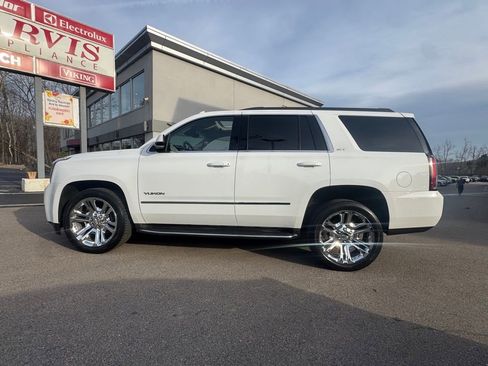 Used 2016 GMC Yukon SLT w/ Premium Edition image 3
