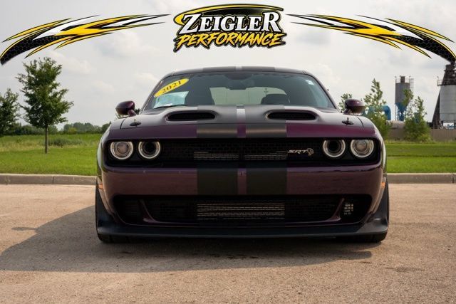 Used 2021 Dodge Challenger SRT Super Stock RWD image 2