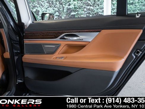 Used 2019 BMW 750i xDrive w/ Executive Package AWD/4WD image 52