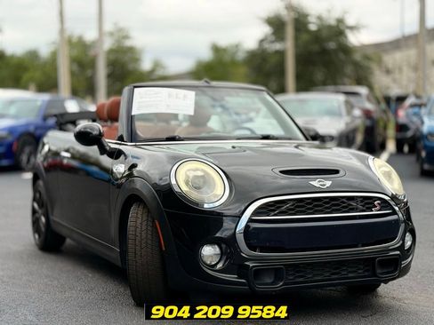 Used 2017 MINI Cooper S FWD image 8
