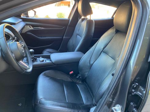 Used 2021 MAZDA MAZDA3 s FWD image 32