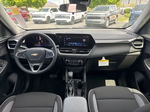 New 2026 Chevrolet TrailBlazer LT w/ LT Cold Weather Package AWD/4WD image 13