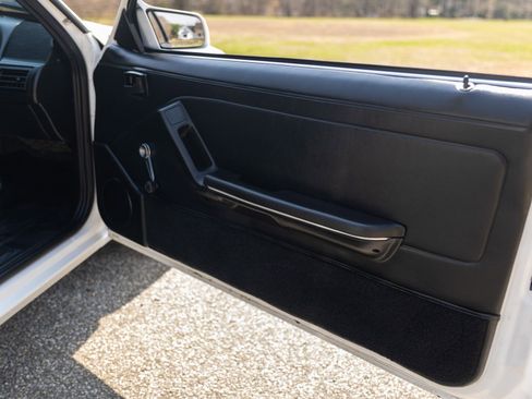 Used 1987 Ford Mustang LX image 37