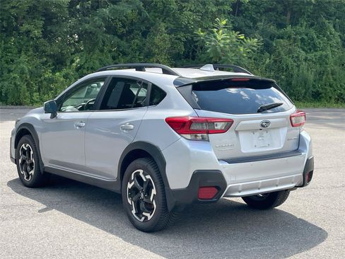 Used 2021 Subaru Crosstrek 2.5i Limited w/ Moonroof Package 1 AWD/4WD image 3