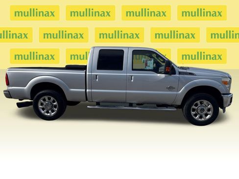 Used 2012 Ford F250 Lariat w/ Lariat Ultimate Pkg image 2