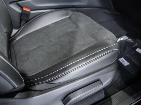 New 2025 Jeep Grand Cherokee Altitude w/ Trailer Tow Package image 31